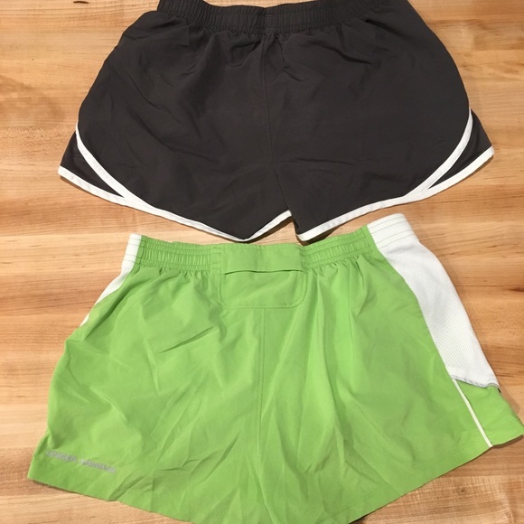 Under Armour Running Shorts - Picture 5 of 8
